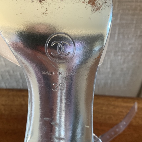 Vintage Chanel, Ballet pink and Lucite sandals with silver leather detail - Picture 6 of 8